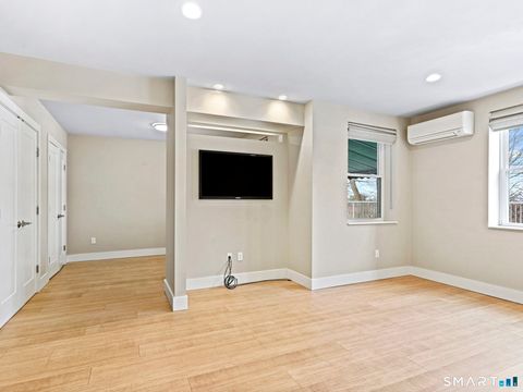 Tiny photo for 2 Putnam Hill #1A, Greenwich, CT 06830 (MLS # 24165268)