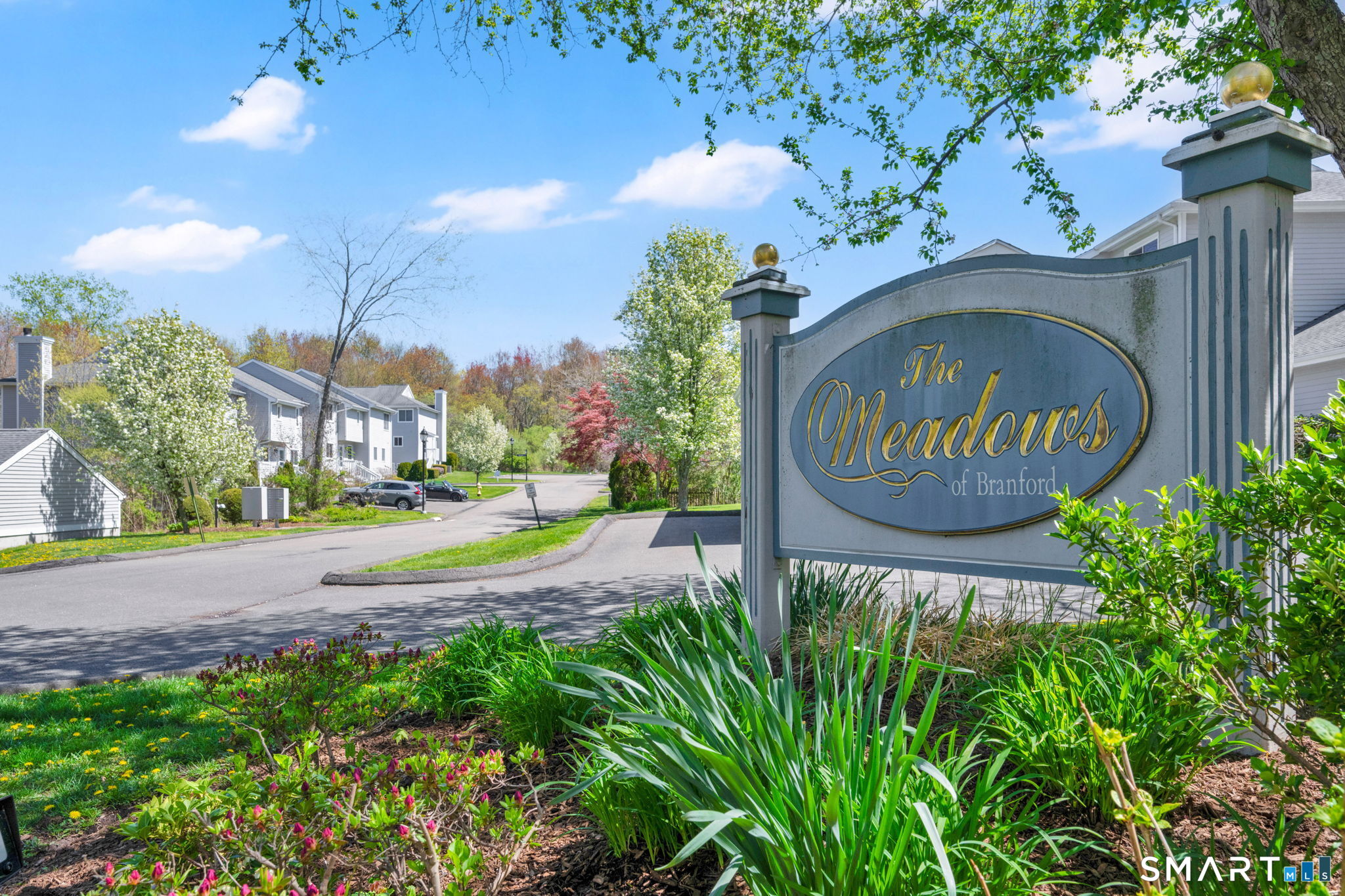 385 Old Rock Road 385