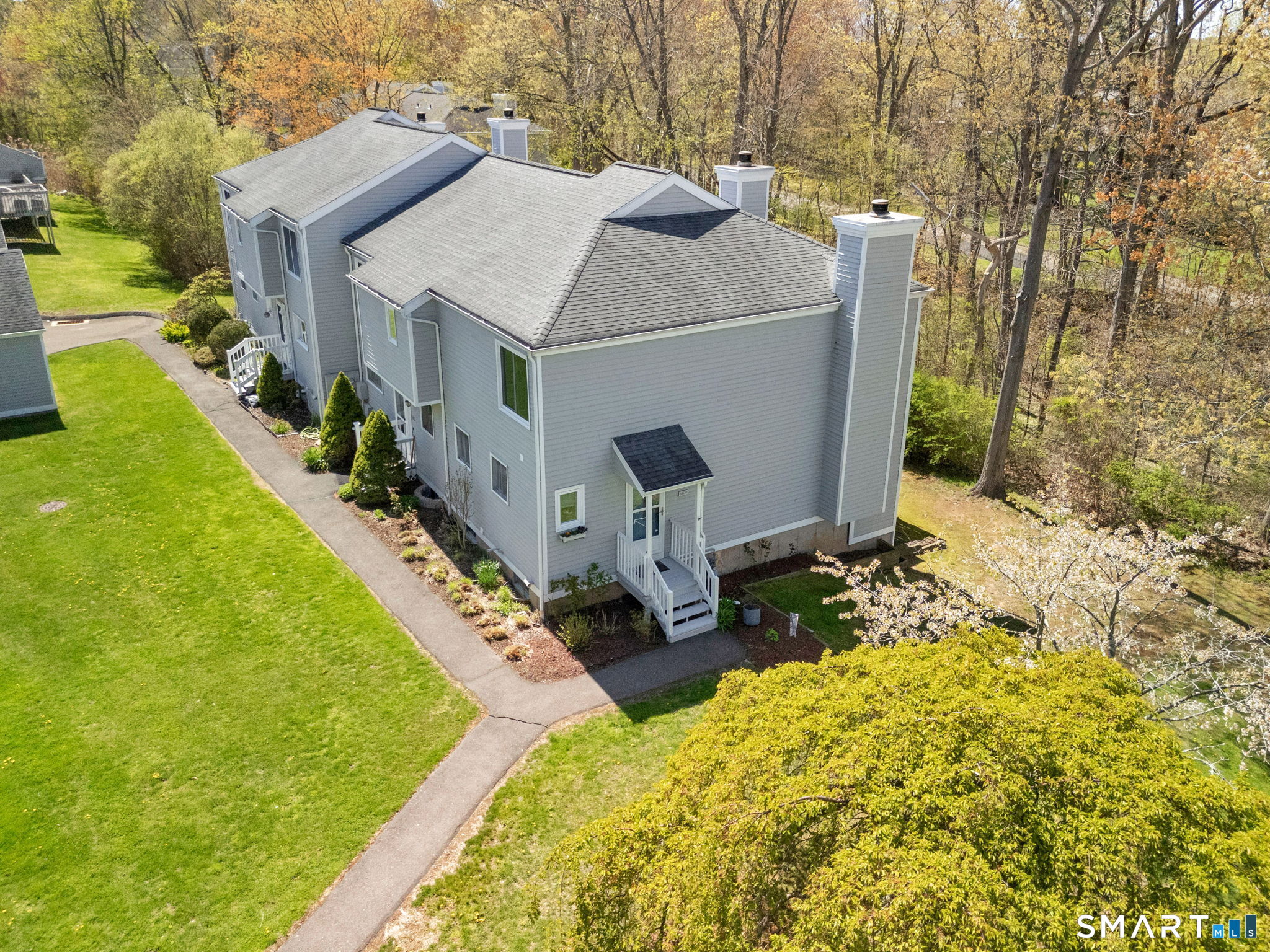 385 Old Rock Road 385