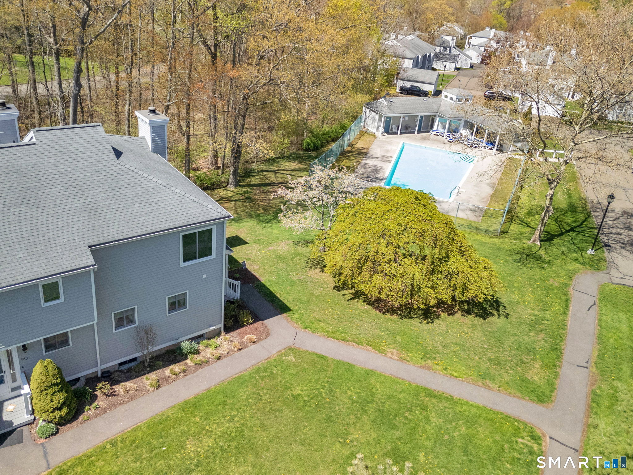 385 Old Rock Road 385