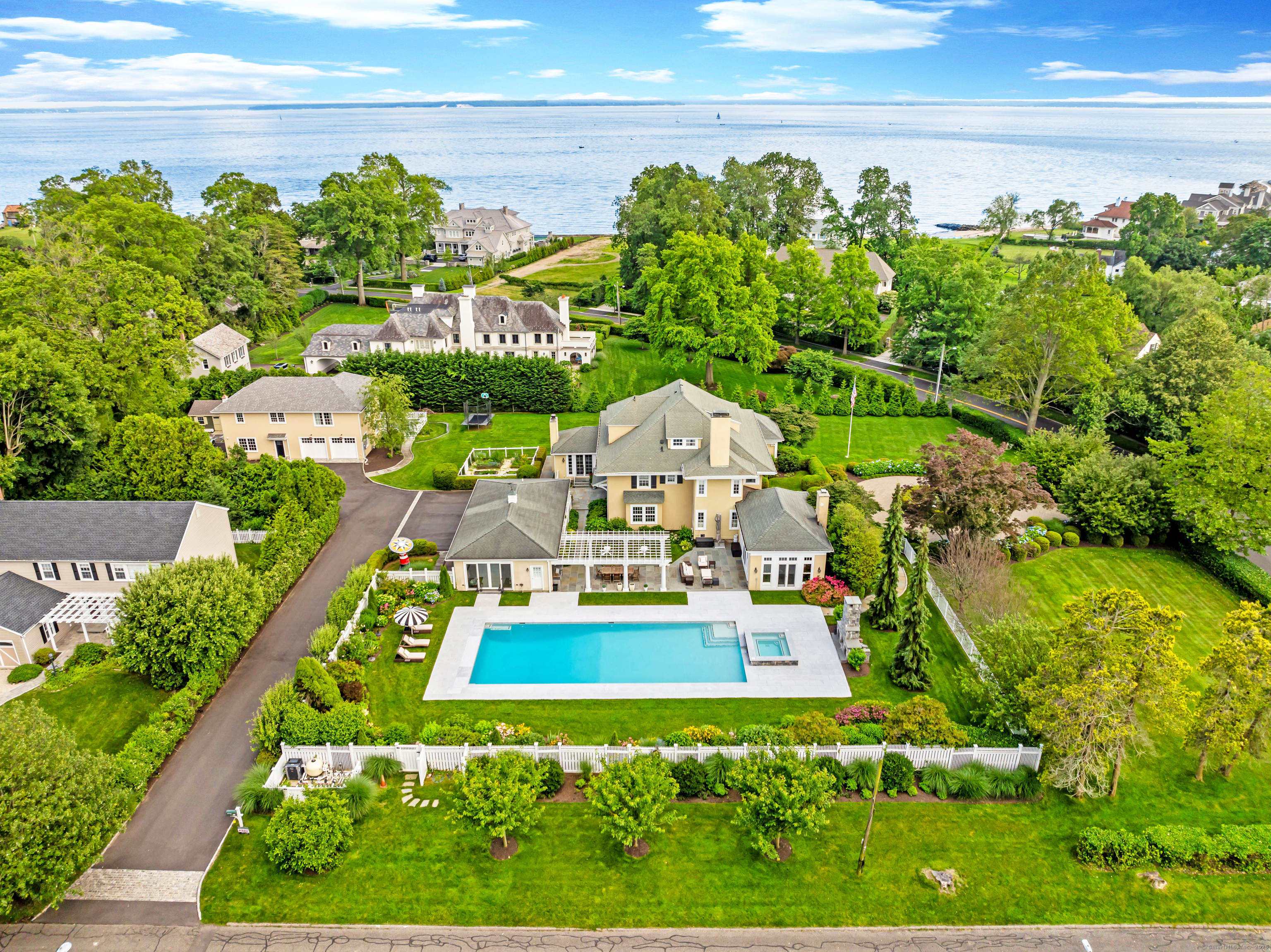 336 Ocean Drive West