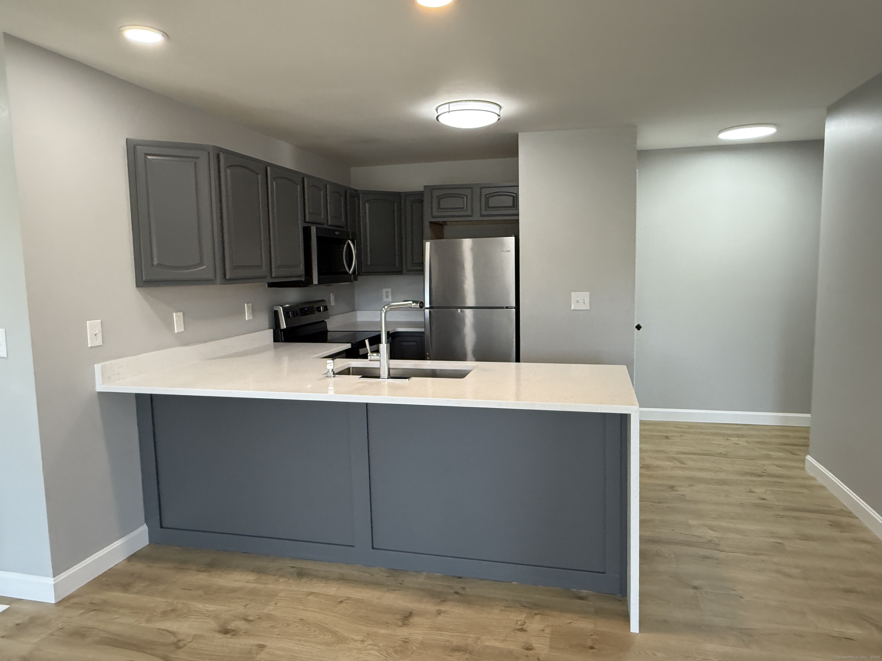 136 Meridian Street 103