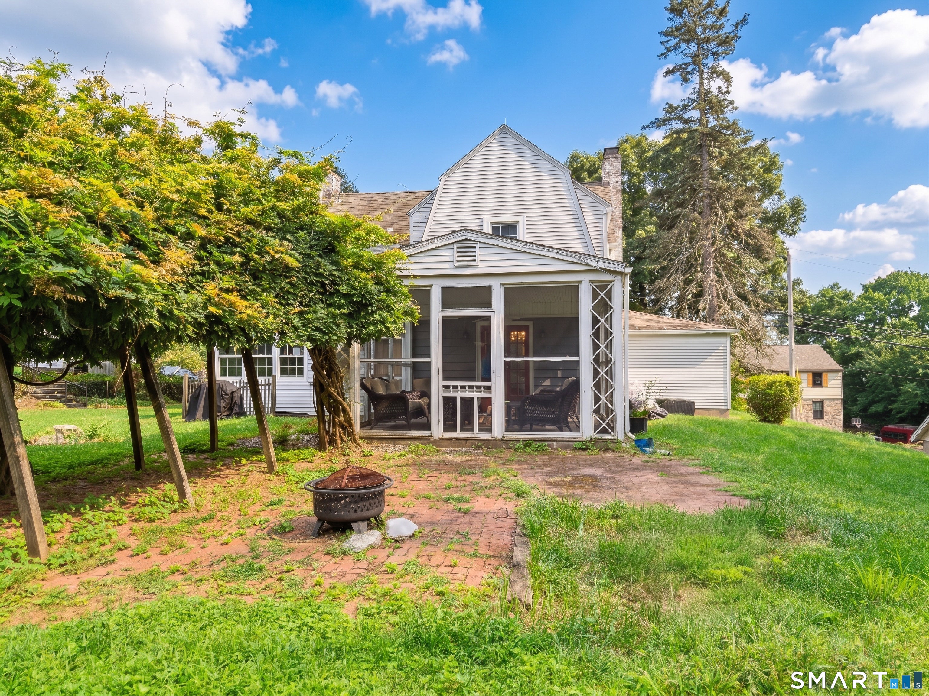 98 Maple Road