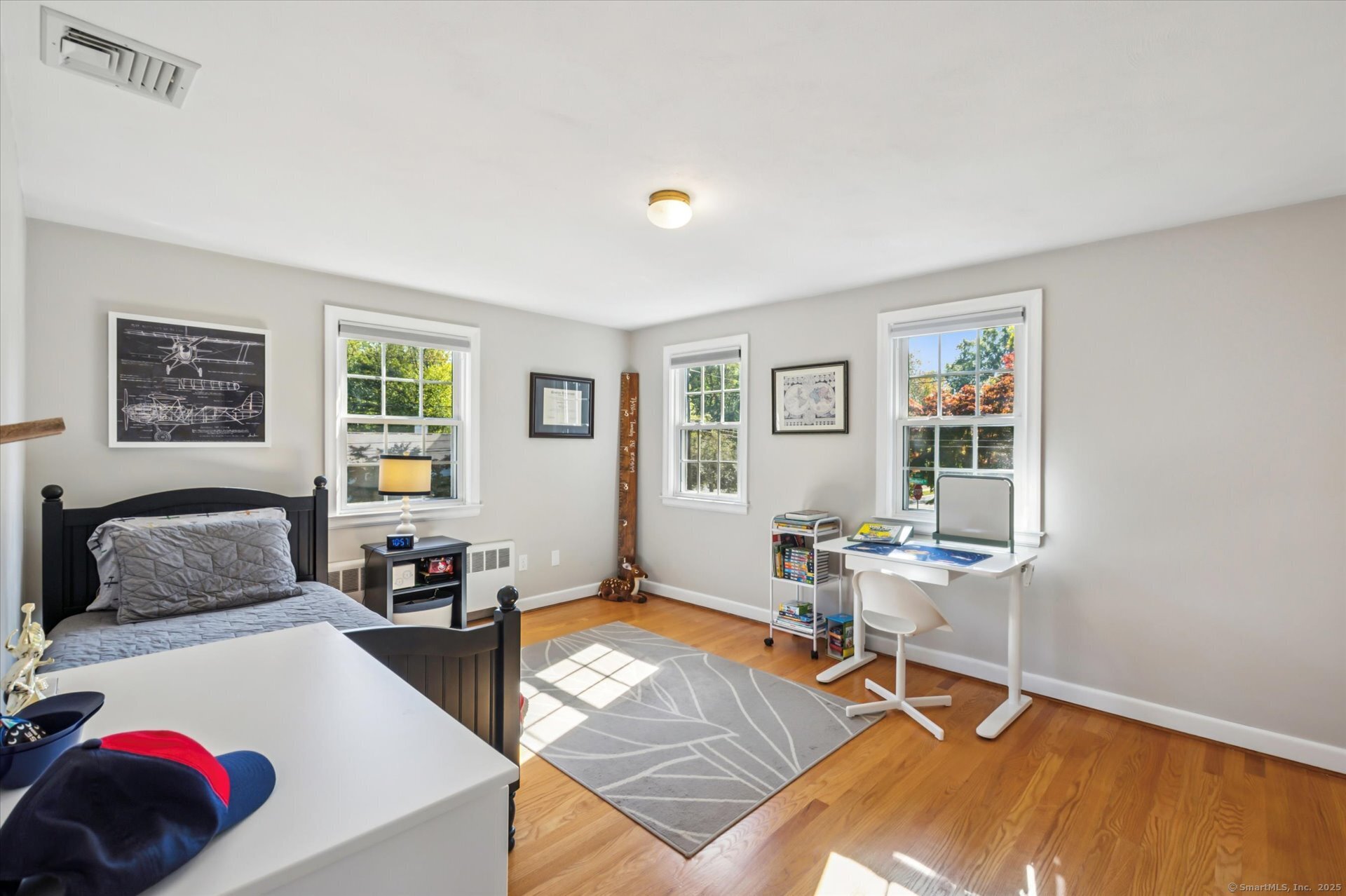 West Hartford, Connecticut 06107, United States, 3 Bedrooms Bedrooms, ,2 BathroomsBathrooms,Residential,Pending,227613