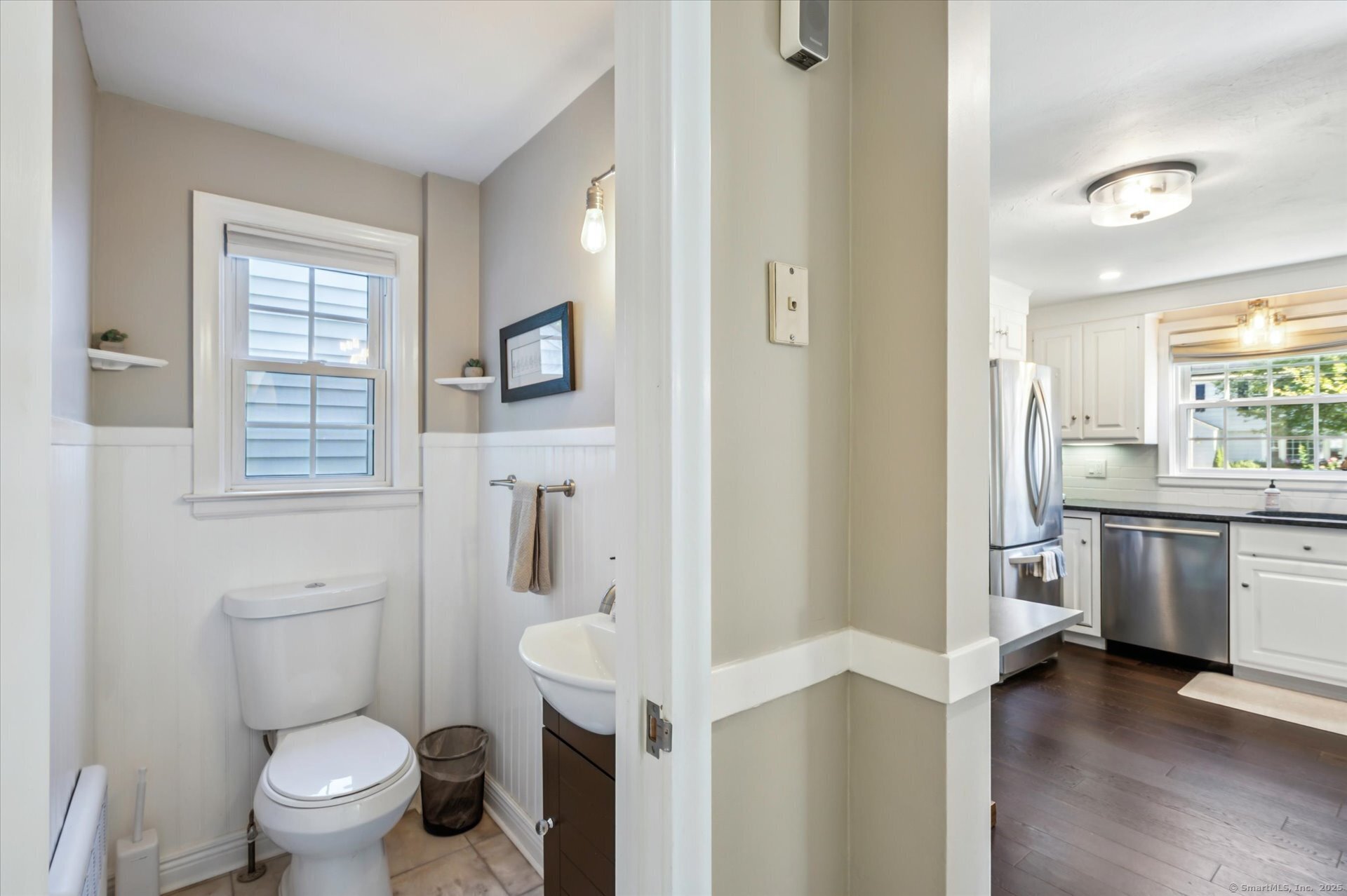 West Hartford, Connecticut 06107, United States, 3 Bedrooms Bedrooms, ,2 BathroomsBathrooms,Residential,Pending,227613