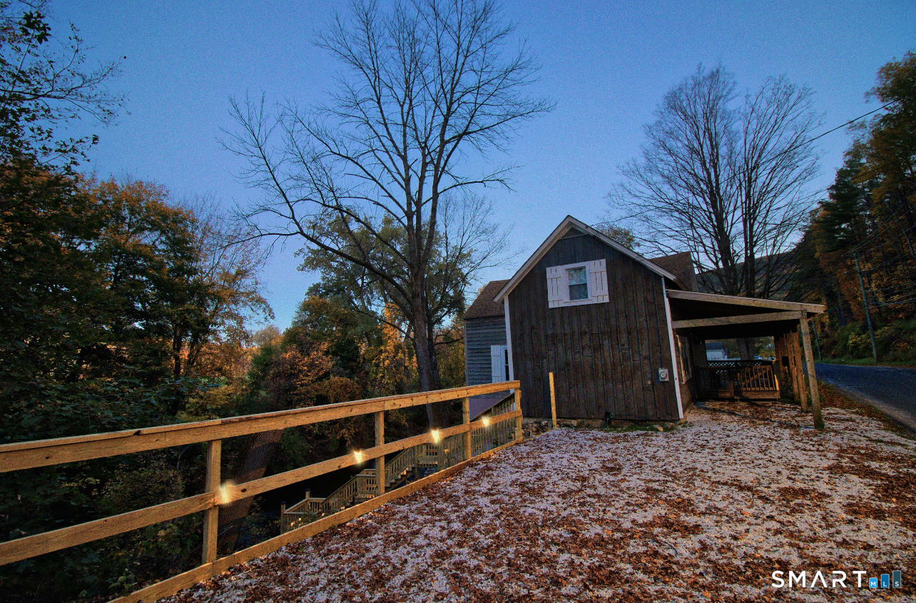 15 Lower Road