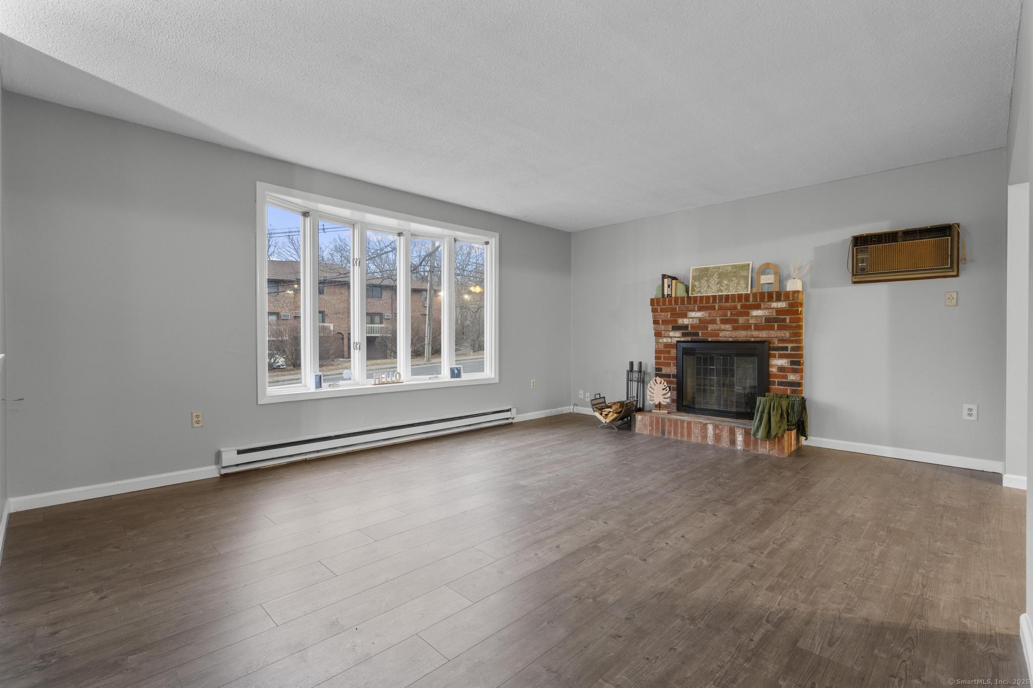 312 Scott Road, Waterbury, Connecticut image 5