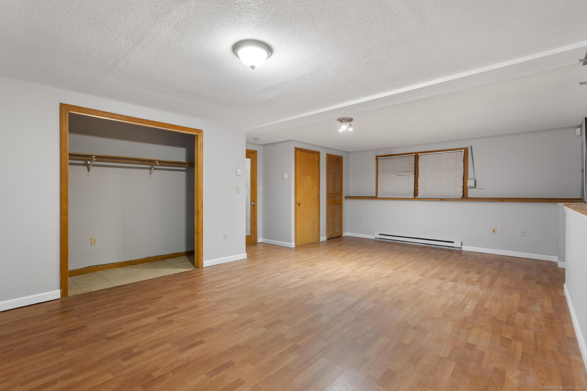 312 Scott Road, Waterbury, Connecticut image 28