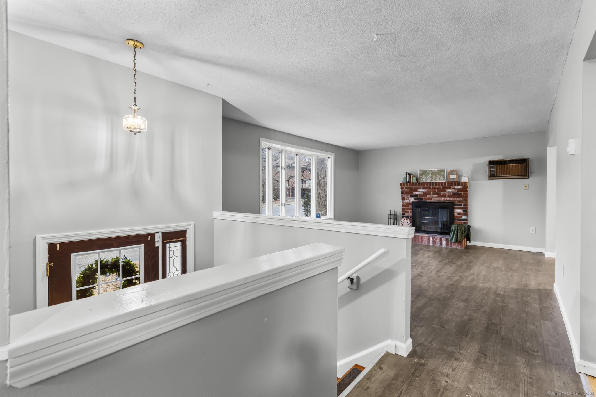 312 Scott Road, Waterbury, Connecticut image 4
