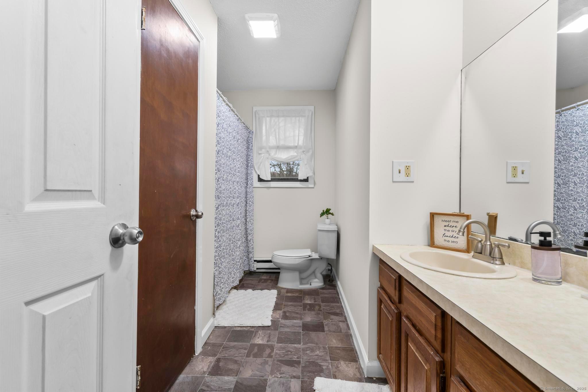 312 Scott Road, Waterbury, Connecticut image 24