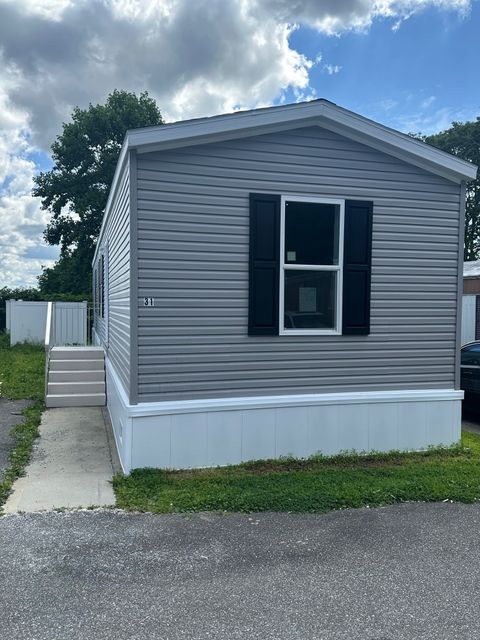 435 High Street #31 Groton CT 06355