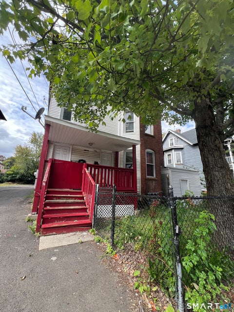 Photo of 121 BABCOCK Street #2nd FLOOR, Hartford, CT 06106 (MLS # 24209387)