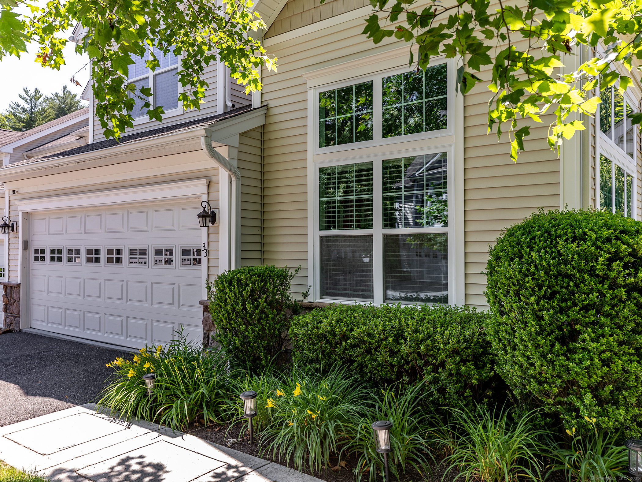 33 Ridgewood Drive 33