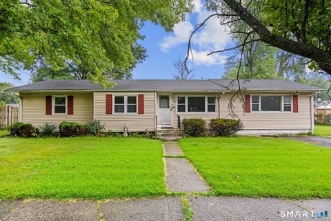 Photo of 250 Albert Avenue, Stratford, CT 06614 (MLS # 24205175)