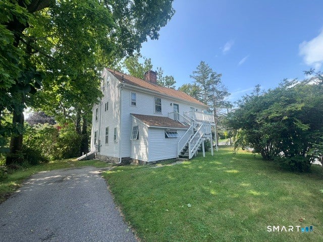 14 New London Road