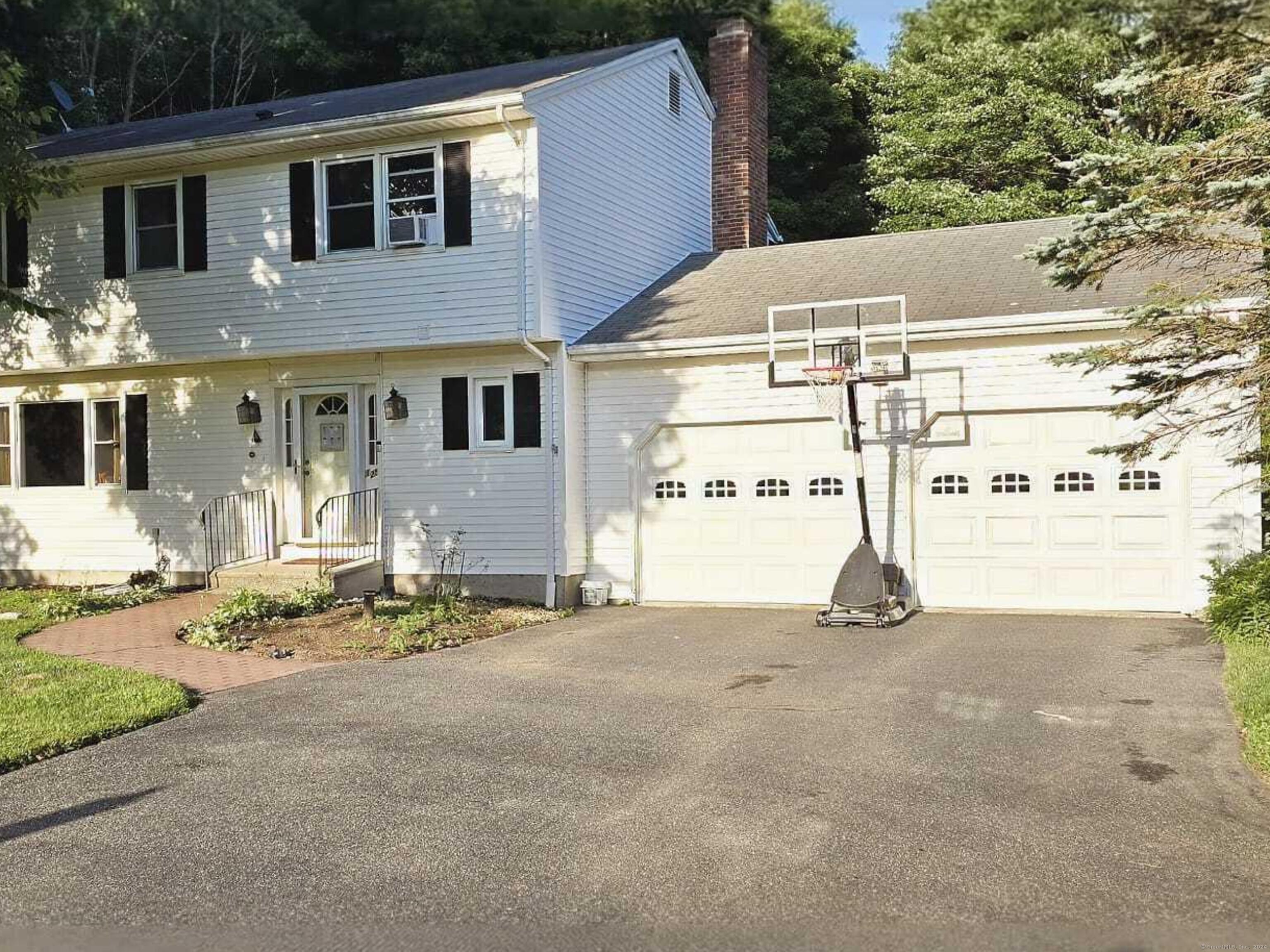 Property for Sale at 1258 Torringford Street, Torrington, Connecticut - Bedrooms: 4 
Bathrooms: 3 
Rooms: 8  - $379,900