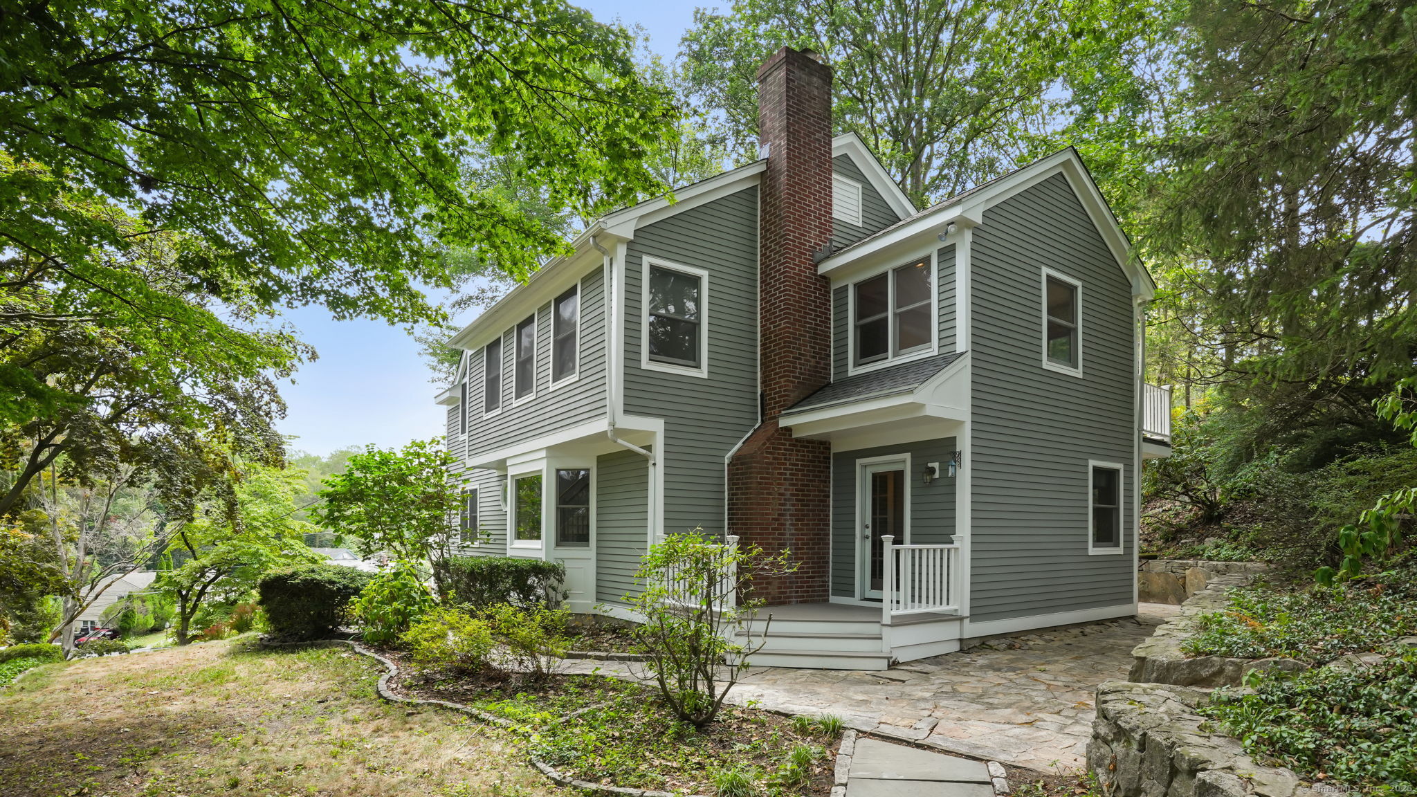 9 Trailside Drive