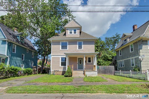 Photo of 31 Smith Street, West Haven, CT 06516 (MLS # 24199313)