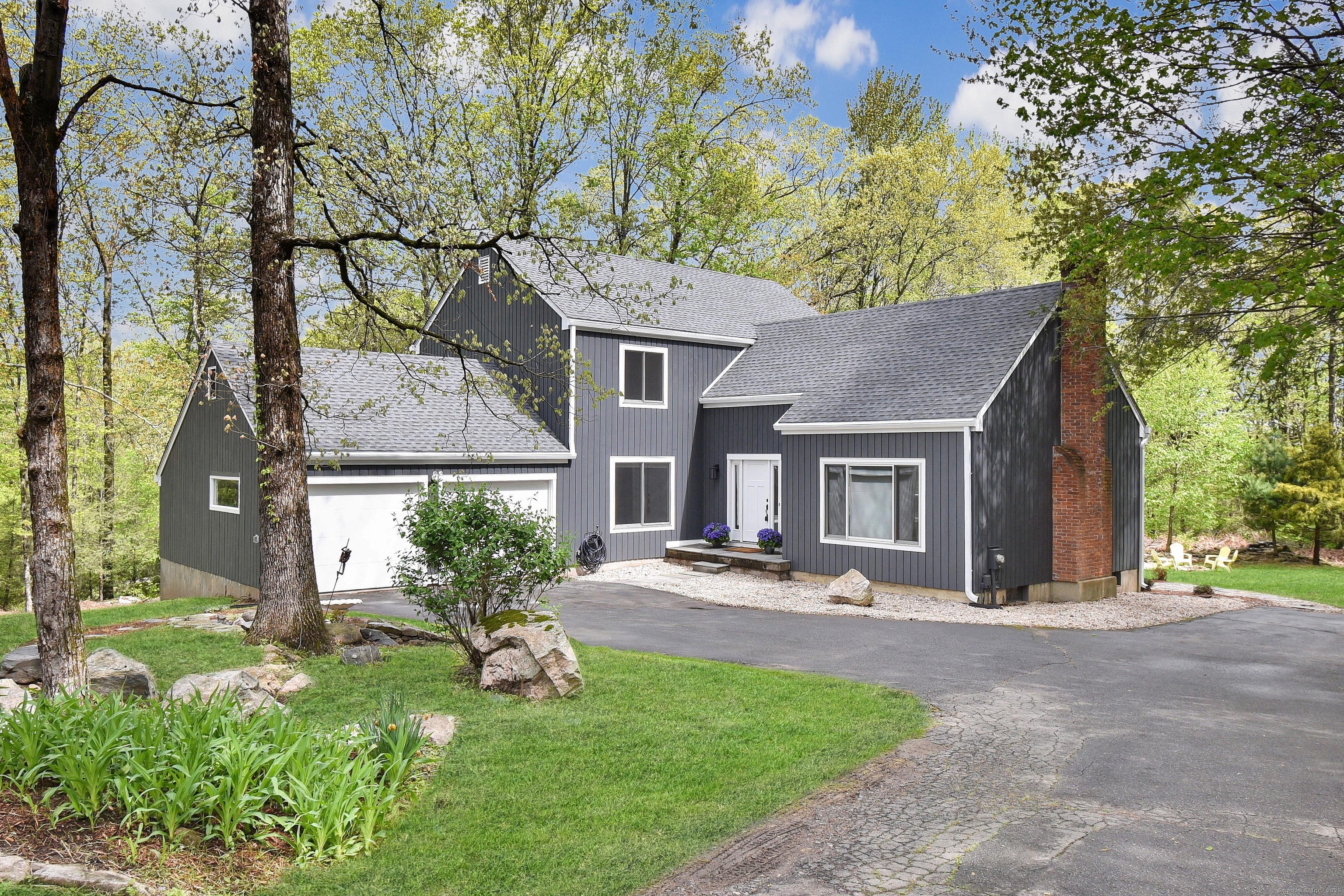 20 High Hill Road, Canton, Connecticut image 1
