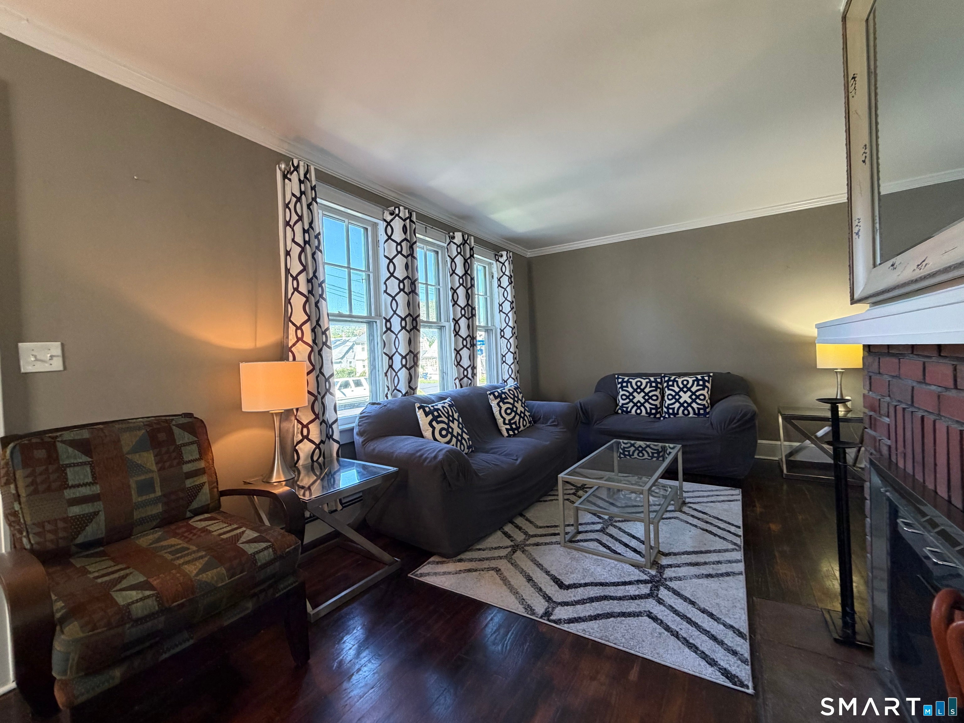 15 Overland Avenue