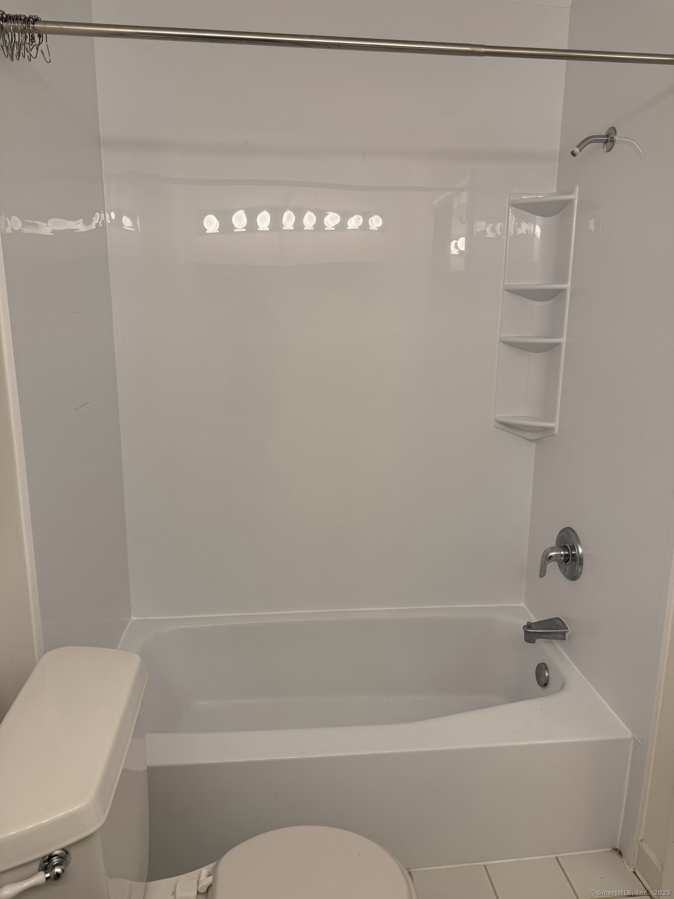 345 Hampton Court #345, Newington, Connecticut image 13