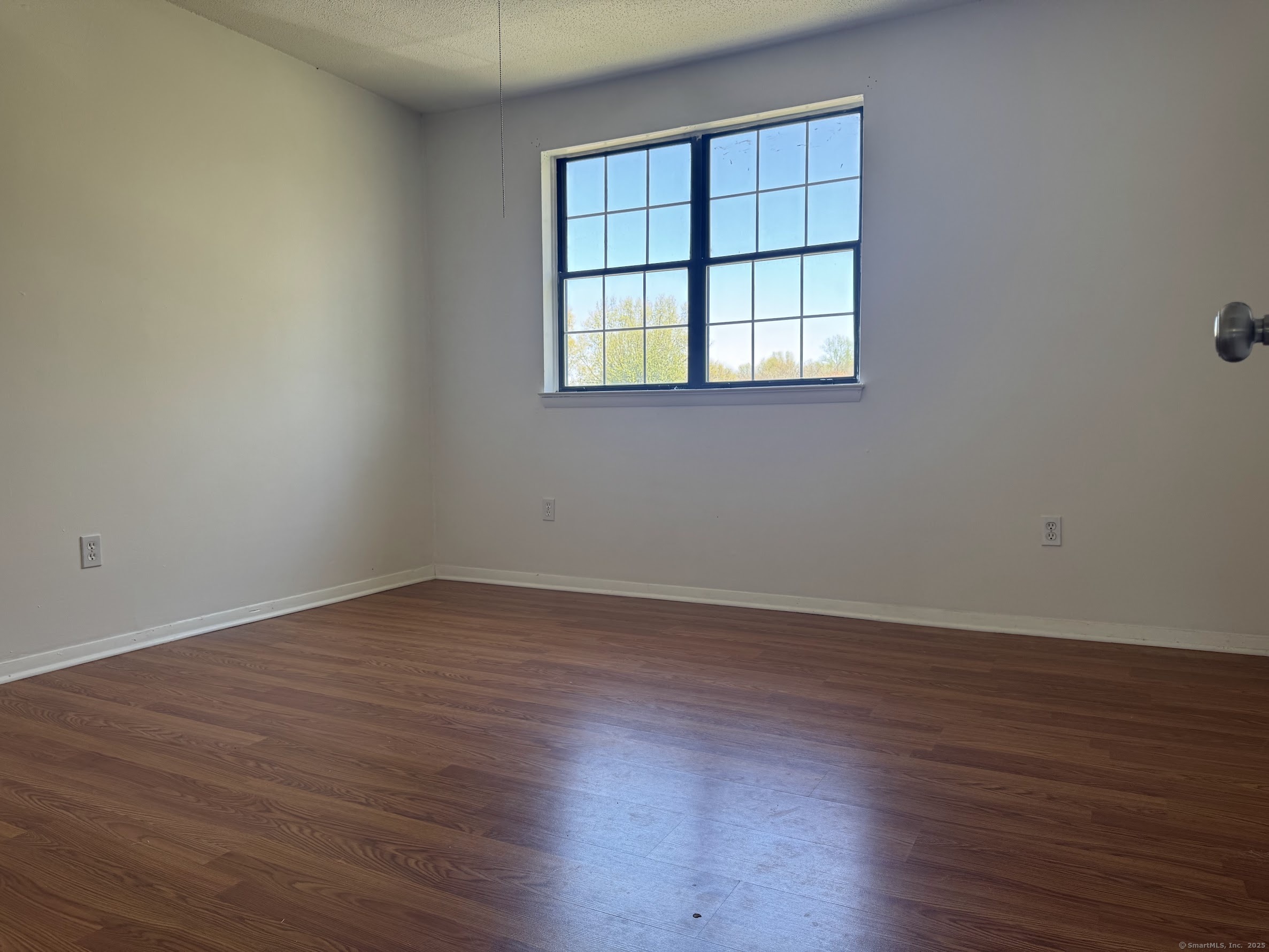 345 Hampton Court #345, Newington, Connecticut image 12