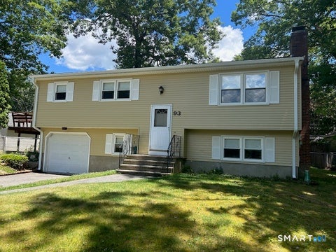 Photo of 93 Laurelwood Drive, East Lyme, CT 06357 (MLS # 24188776)