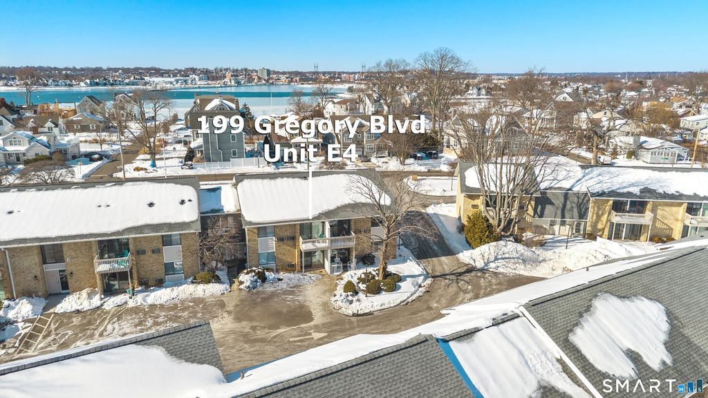 Photo of 199 Gregory Boulevard #E4, Norwalk, CT 06855 (MLS # 24177047)