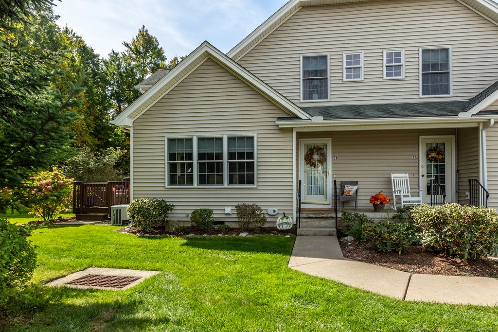 Photo of 7 Reggie Way #B, East Windsor, CT 06016 (MLS # 24132984)