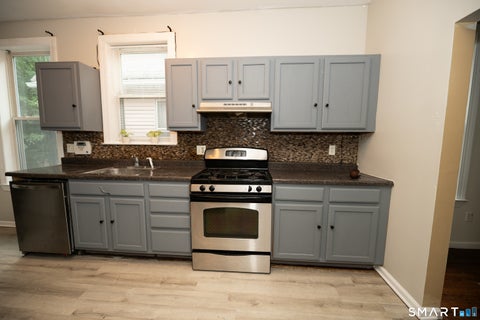 Tiny photo for 30 Bassett Street #4, New Haven, CT 06511 (MLS # 24209179)