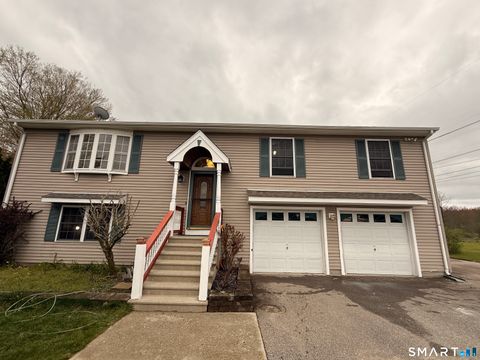 Homes For Sale - 26 Tourtellotte Road<br/> Putnam, CT 06260