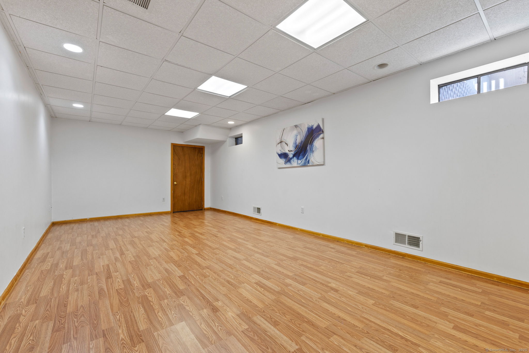 33 Roxbury Court, Cheshire, Connecticut image 32