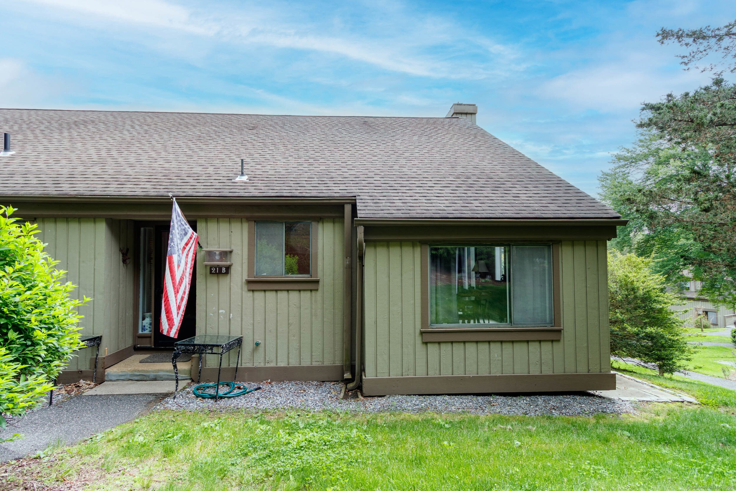 21 Heritage Village #B, Southbury, Connecticut image 2