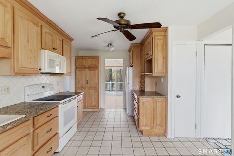 Tiny photo for 50 Stratton Court, Hamden, CT 06514 (MLS # 24154578)