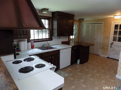 Tiny photo for 28 Forest Hills Drive, Farmington, CT 06032 (MLS # 24209283)