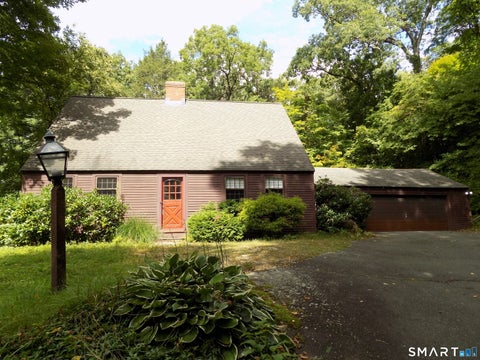 Photo of 28 Forest Hills Drive, Farmington, CT 06032 (MLS # 24209283)