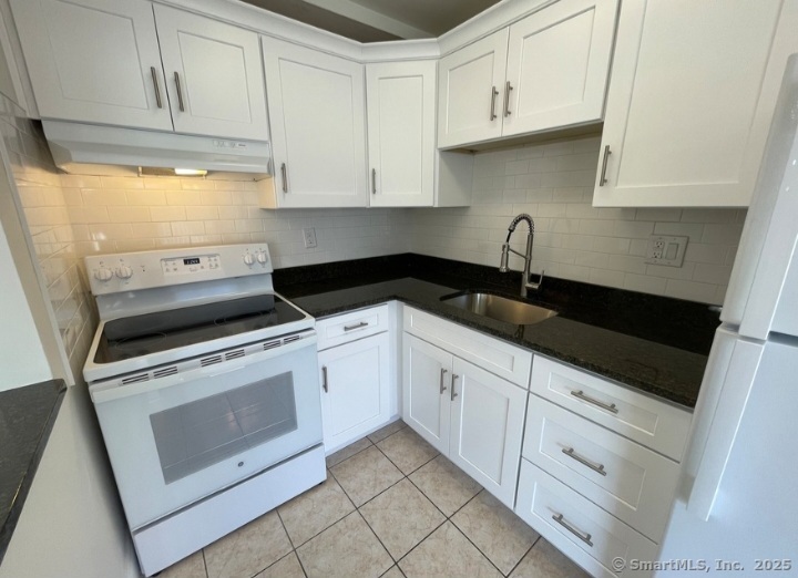 1310 Berlin Turnpike APT 308