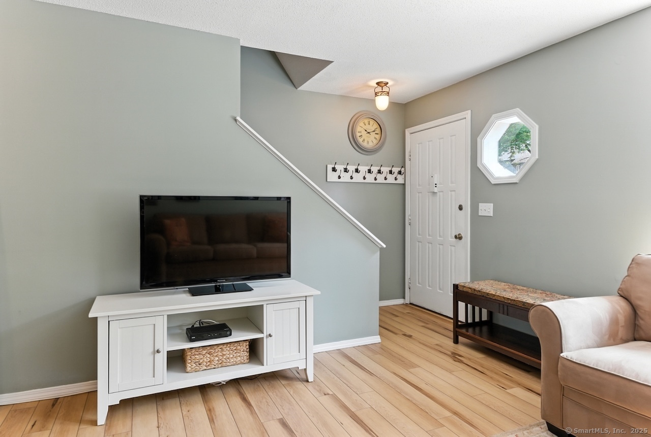 1 Abbott Road 124