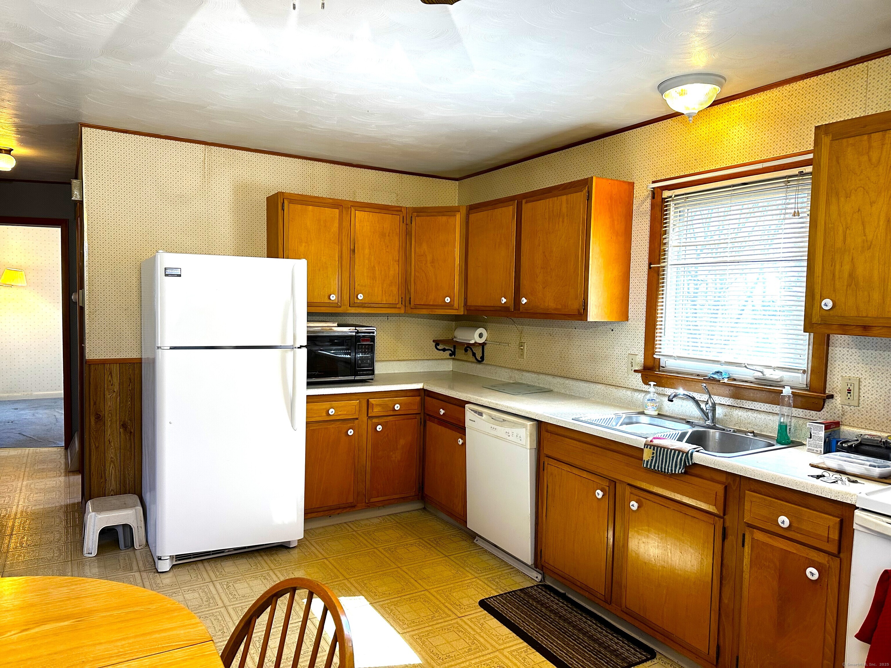 20 Aspen Court, Norwich, Connecticut image 2