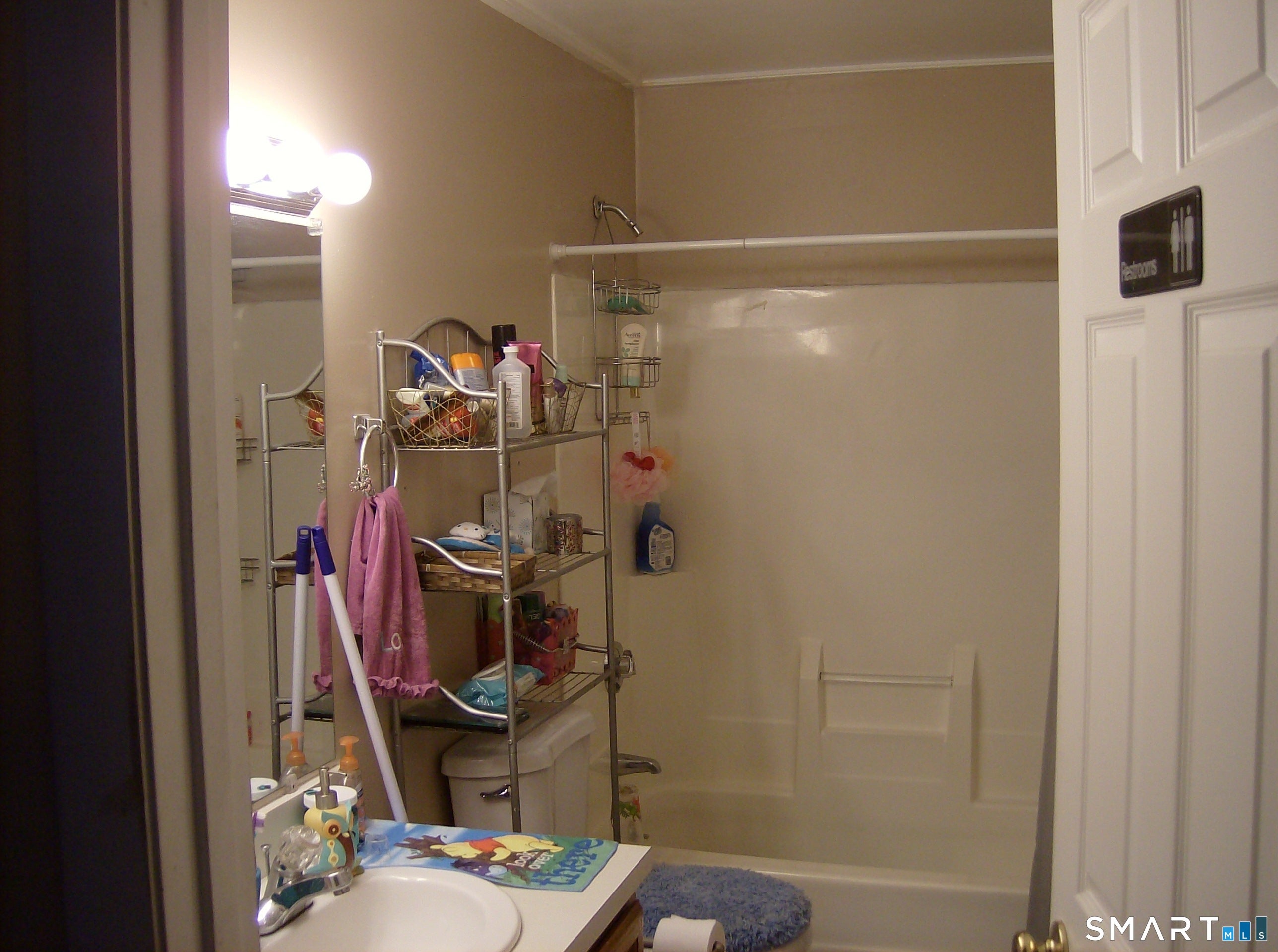 84 Grand Avenue B
