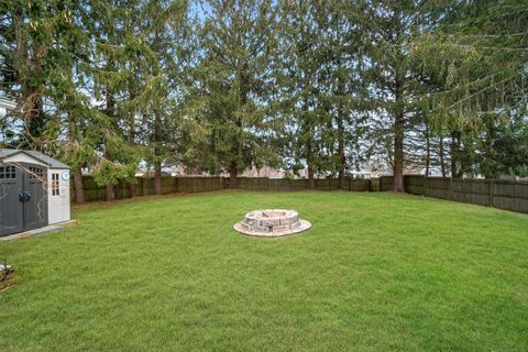 Tiny photo for 49 Pennsylvania Avenue, Montville, CT 06370 (MLS # 24143854)