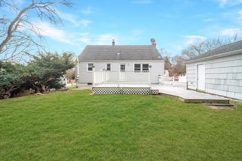 Tiny photo for 49 Pennsylvania Avenue, Montville, CT 06370 (MLS # 24143854)