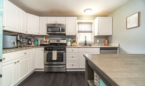 Tiny photo for 49 Pennsylvania Avenue, Montville, CT 06370 (MLS # 24143854)