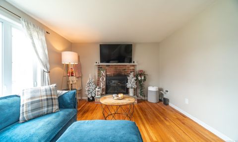 Tiny photo for 49 Pennsylvania Avenue, Montville, CT 06370 (MLS # 24143854)