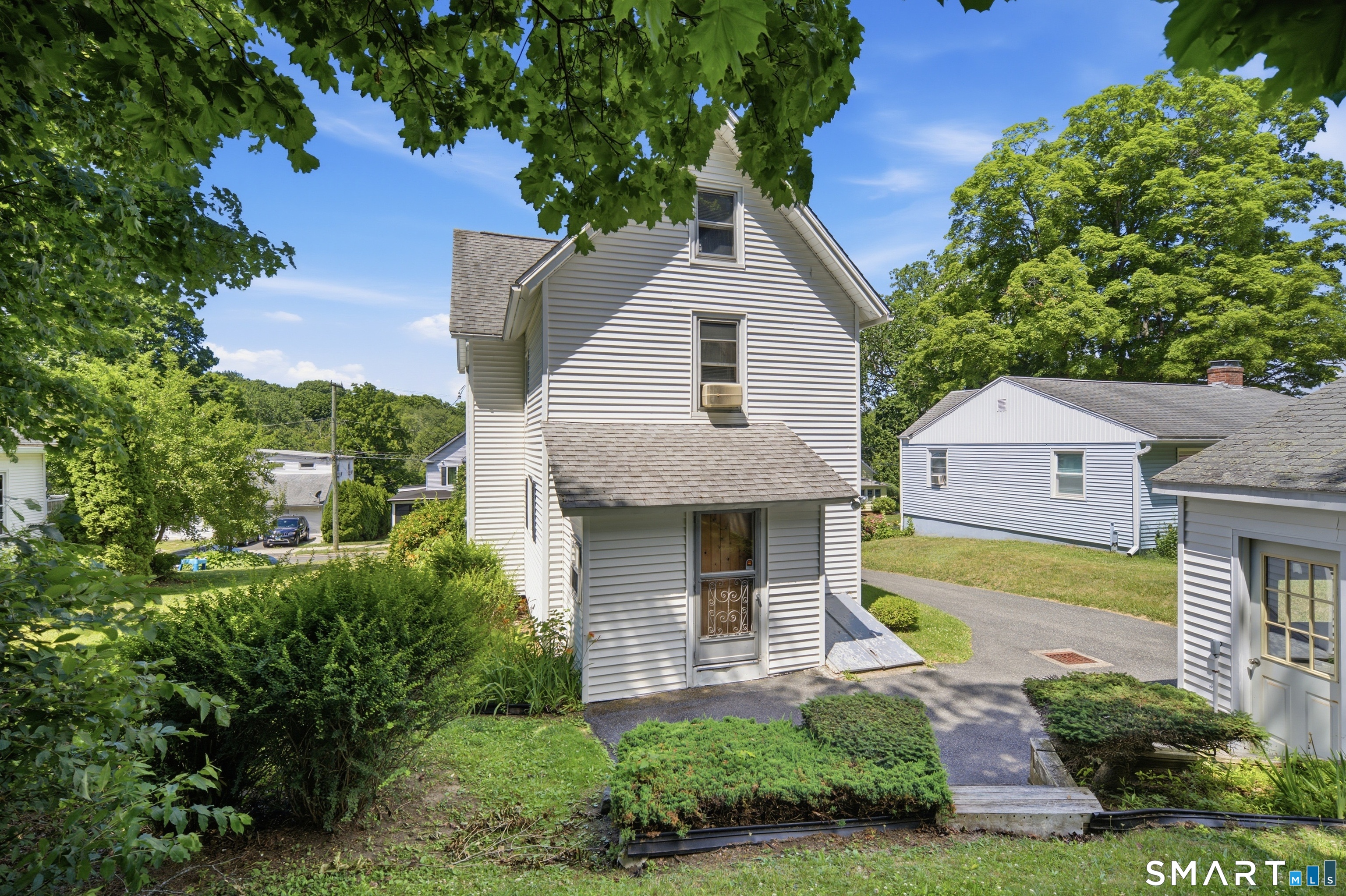 41 Jefferson Avenue
