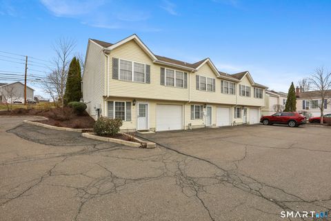 Photo of 56 Pembroke Road #4, Danbury, CT 06811 (MLS # 24162661)