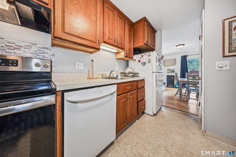 Tiny photo for 7 Sharon Lane #7, Wethersfield, CT 06109 (MLS # 24172780)