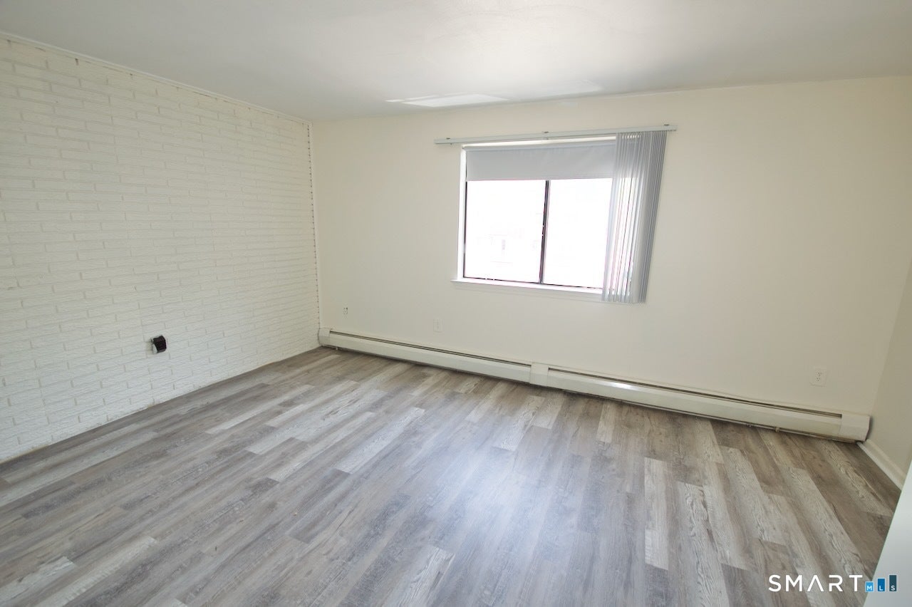 839 Blackstone Village 839