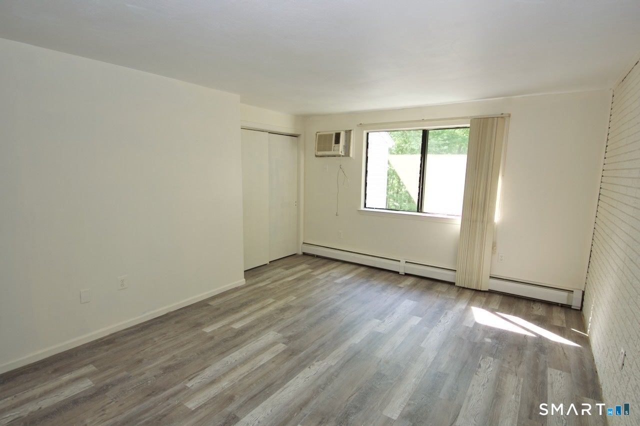 839 Blackstone Village 839