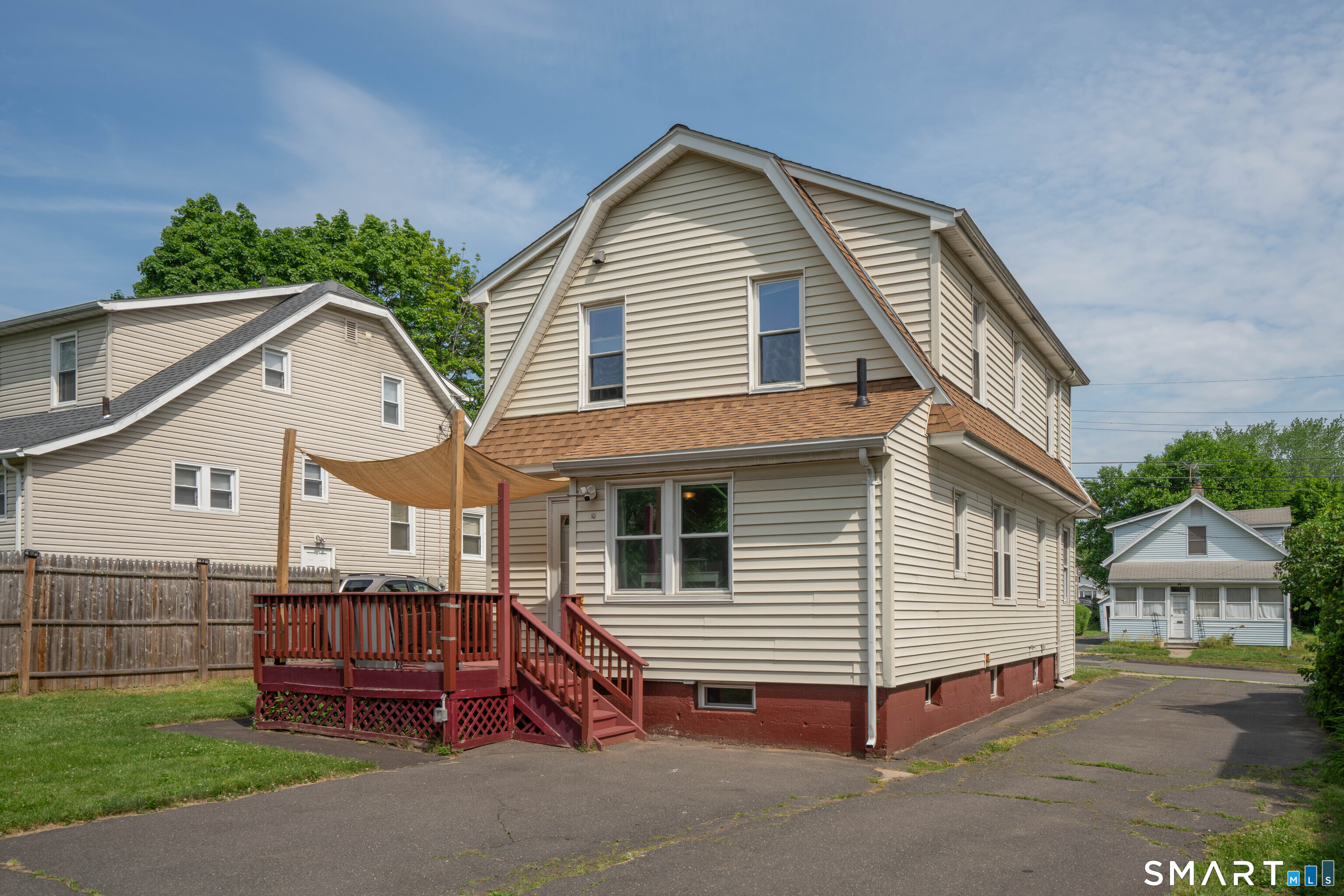 27 Rosemont Avenue